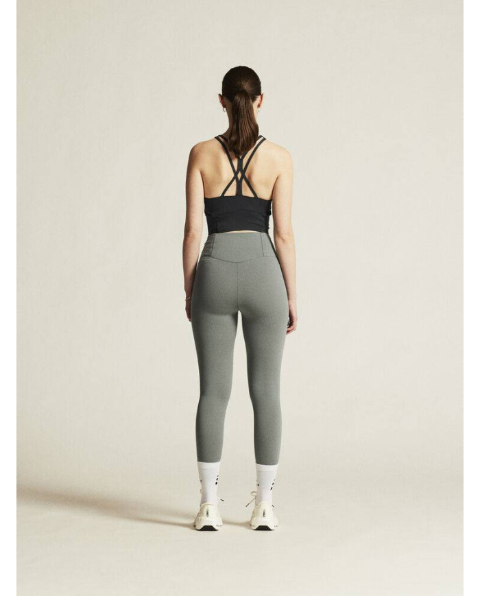 Collective Cropped Singlet W NEW WAVE
