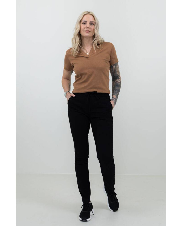 Freehold Woman NEW WAVE